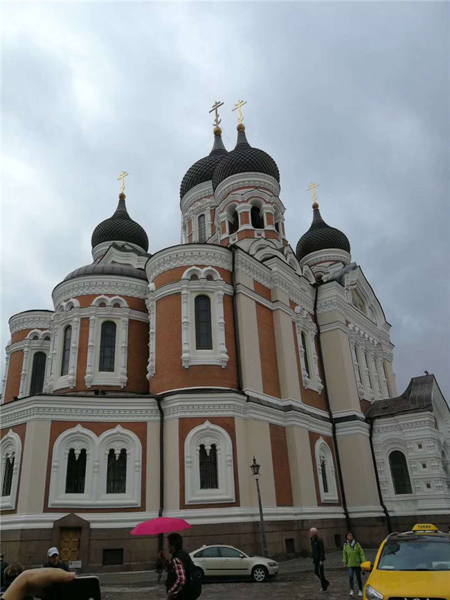 北歐+俄羅斯14日游集錦 愛(ài)沙尼亞市政廳、東正教堂、中世紀(jì)古城墻