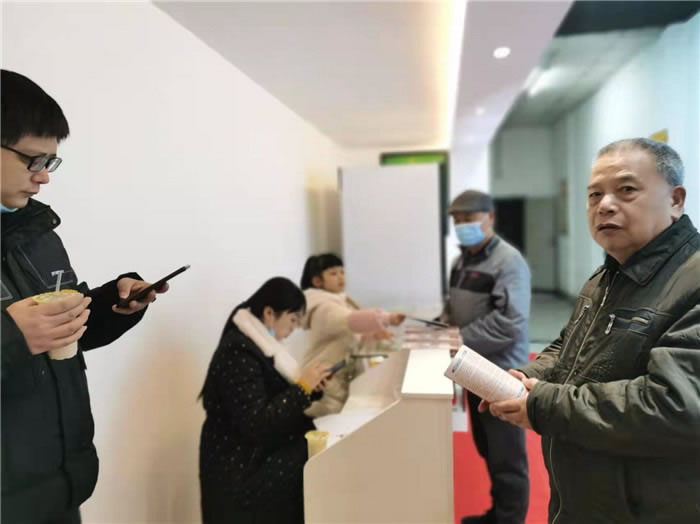 四川中青旅綿陽分社、綿陽市中旅假日旅行社、綿陽自來文化傳播有限公司24H自助售貨服務(wù)盛大開業(yè)