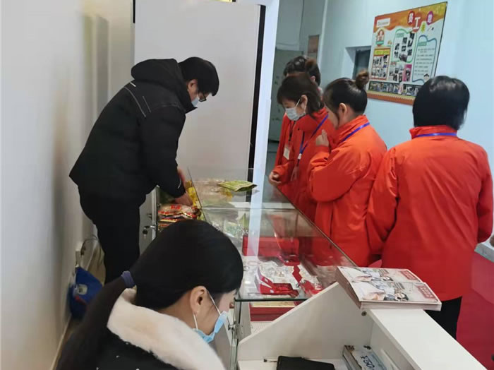 四川中青旅綿陽分社、綿陽市中旅假日旅行社、綿陽自來文化傳播有限公司24H自助售貨服務(wù)盛大開業(yè)