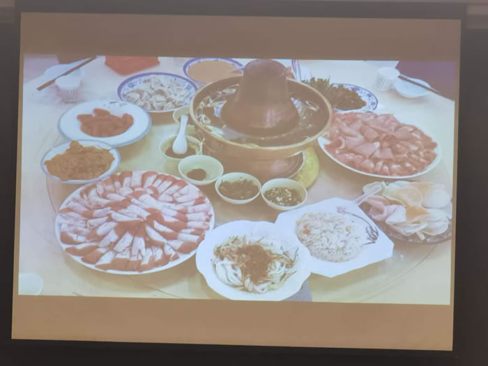 綿陽中旅行假日旅行社舉行胡楊林、南疆專列推薦會